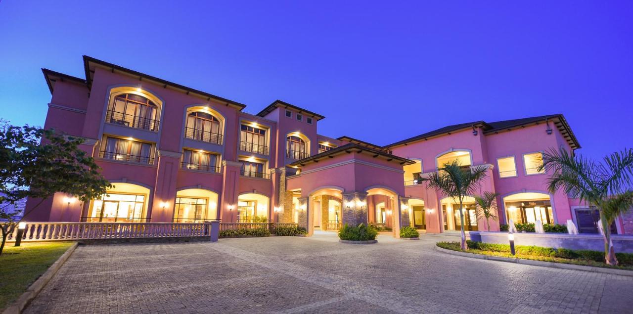Mestil Hotel & Residences Kampala Exterior photo