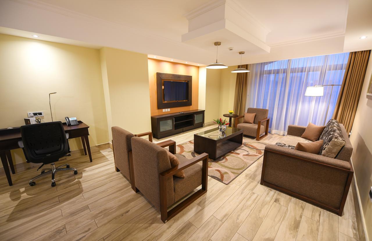 Mestil Hotel & Residences Kampala Exterior photo