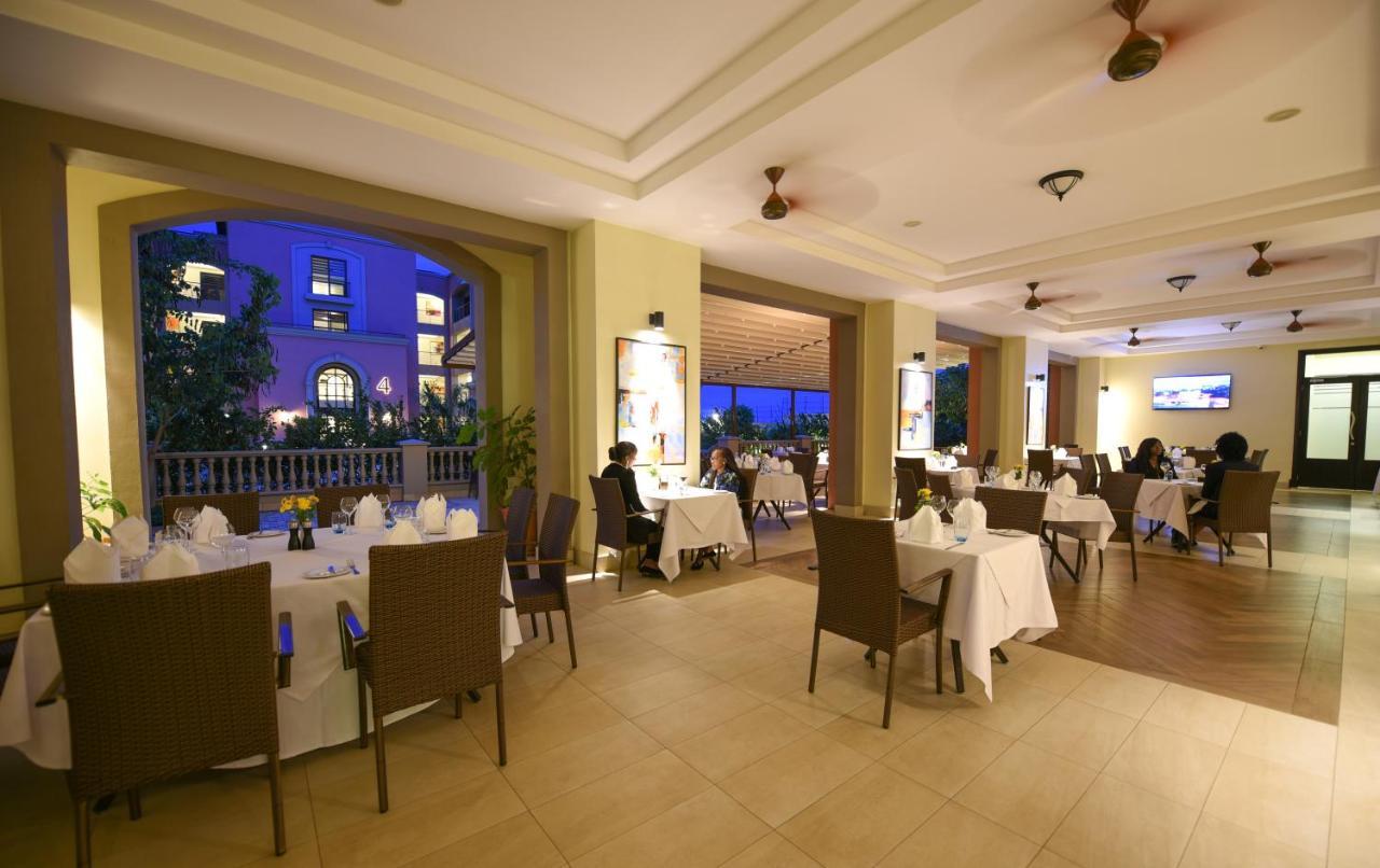 Mestil Hotel & Residences Kampala Exterior photo